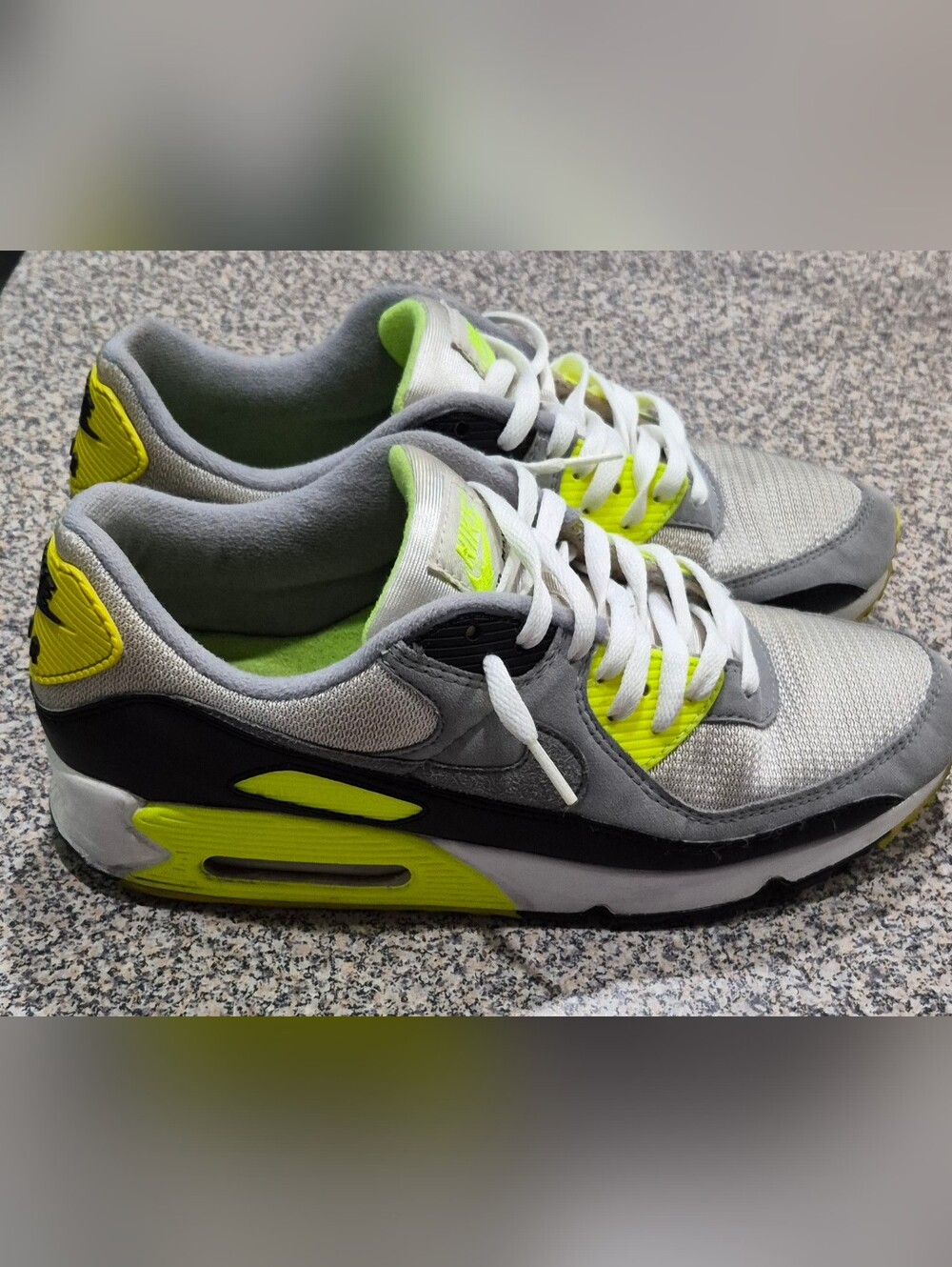 Nike Air Max 90 OG Volts. Size 11.5 men.